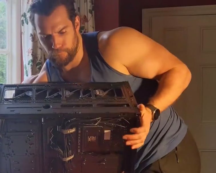 Gain muscle mass: What did Henry Cavill do to gain muscle mass
