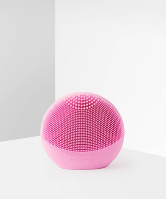 Foreo Luna Play Plus Facial Cleansing Brush