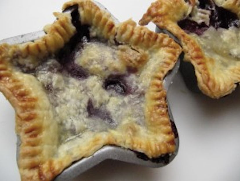 Blueberry mini pies