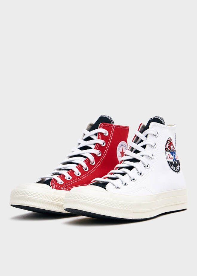 Chuck 70 Hi With Logo Play in White/University Red/Rush Blue