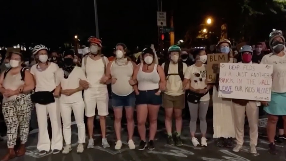 Moms Form Human Shield To Protect Portland Protesters From Federal ...