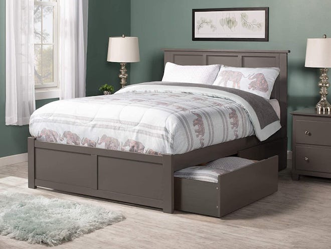 Atlantic Furniture Madison Wood Queen Size Bed