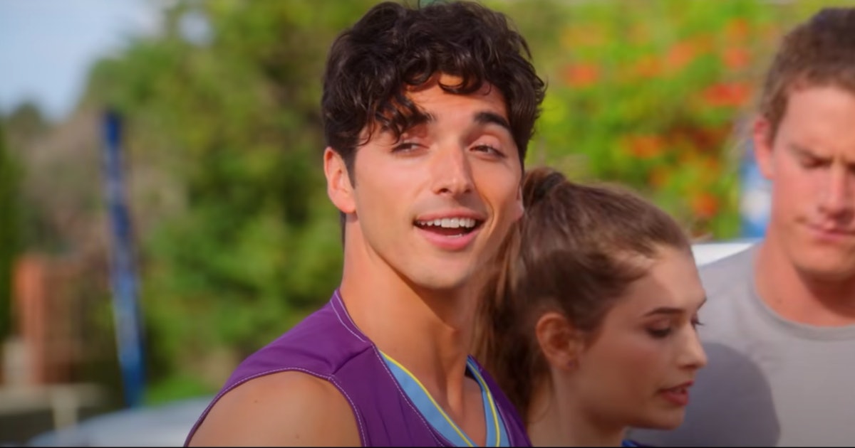 Kissing Booth 2 Who Is Taylor Zakhar Perez And What Else Has He Been In Metro News