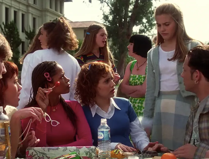 Clueless Everybody 9 Iconic ‘Clueless’ Beauty Moments To Reminisce Over — & Maybe Copy, Too
