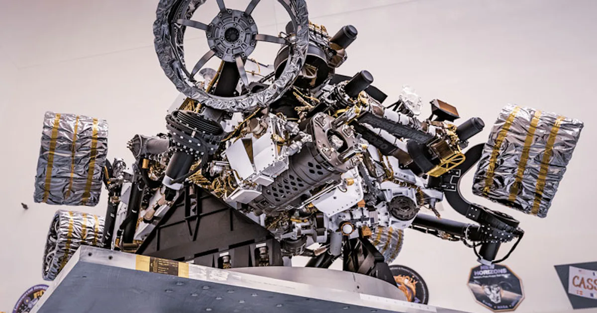Mesmerizing video shows how the Perseverance rover is packed in a Mars ...