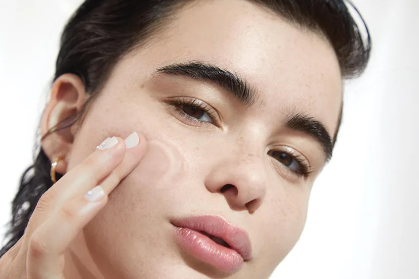 Zero Foundation BECCA Cosmetics' Zero No Pigment Collection Is A New Take On No-Makeup ...