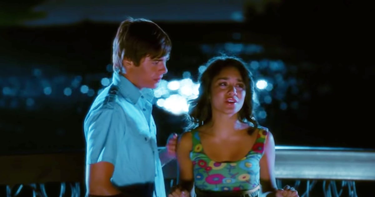 This High School Musical Tiktok Meme Puts A Spin On An Iconic Troy Gabriella Moment This High School Musical Tiktok Meme Puts A Spin On An Iconic Troy Gabriella Moment