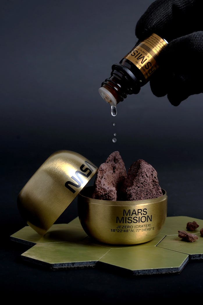 Mars scent