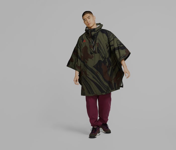Nike ACG Mt. Fuji poncho