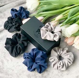 FRENCHIE SCRUNCHIES | Exquisite Scrunchies in Classic Colours (6-Pack)