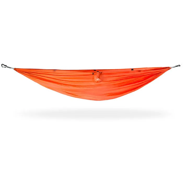 10 Portable Hammocks So You Can Lounge Anywhere