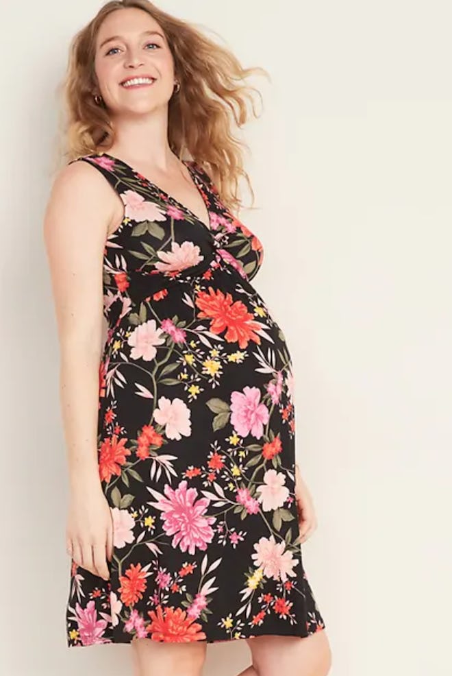 Maternity Waist-Defined Twist-Front Jersey Dress
