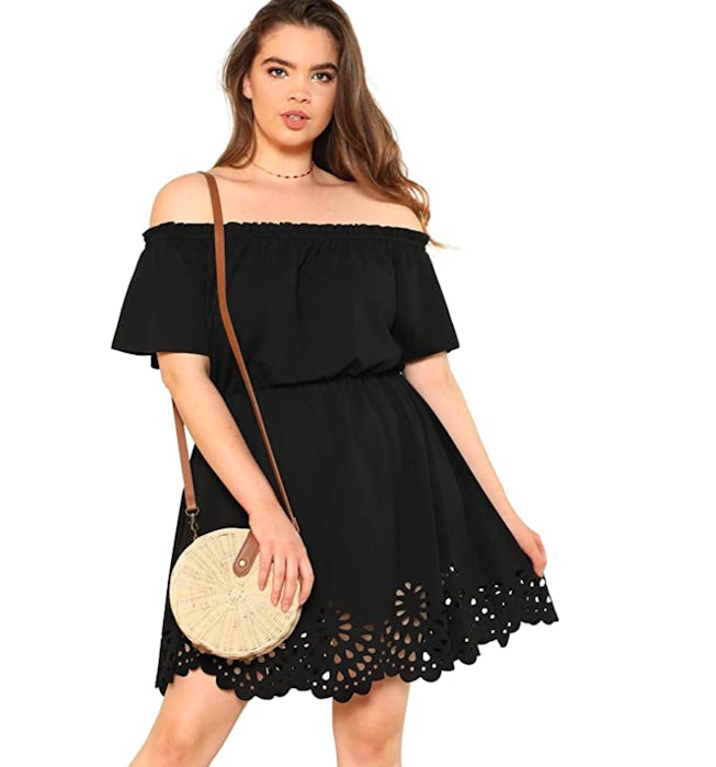 Romwe Plus Size Off The Shoulder Hollowed Out Scallop Hem Dress
