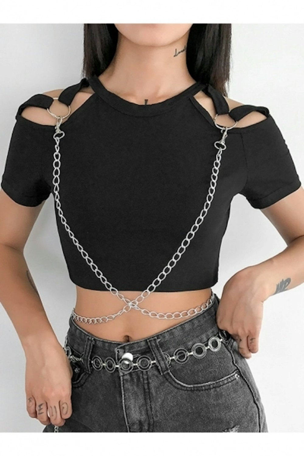  Black Cutout Chain Embellished Short Sleeve Cropped Slim T-Shirt