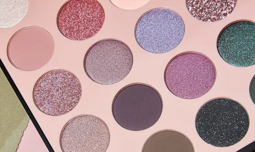 Shade range of the Morphe 35C Everyday Chic Artistry Palette.