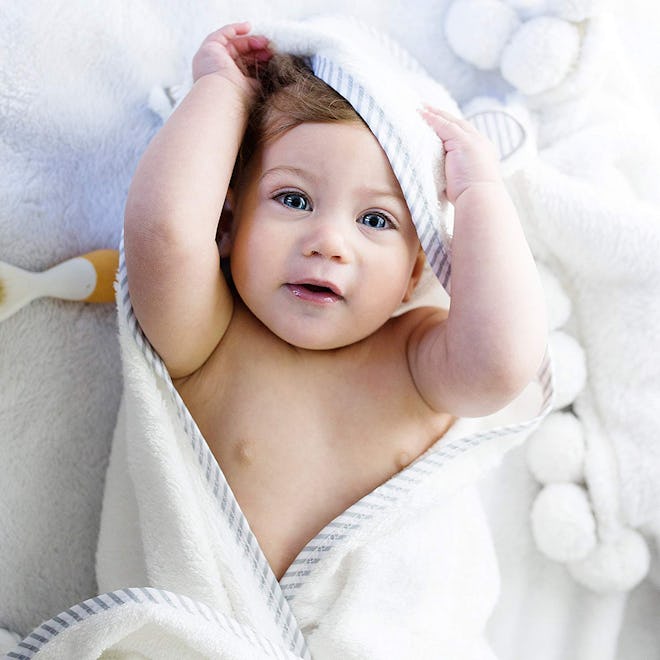 San Francisco Baby Premium Hooded Baby Towel and Washcloth Set