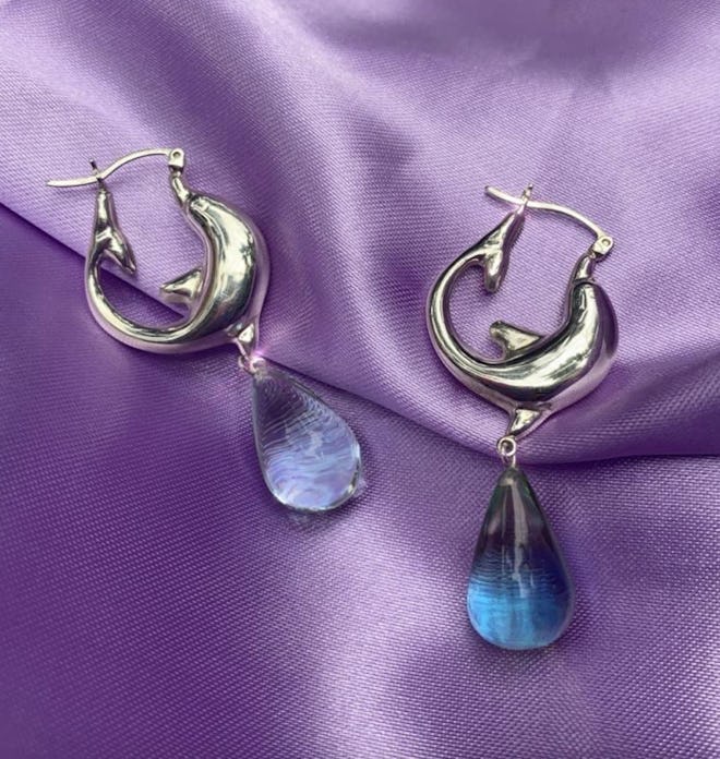 Dolphin Hoops + Resin Drop 