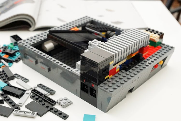 Peep the details of the Lego NES.