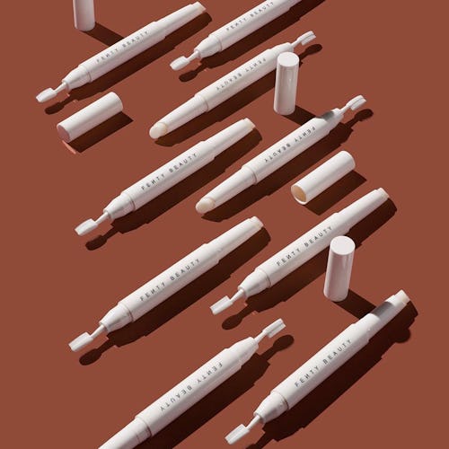 Fenty Beauty just dropped a new waxy brow pencil and new shades of gloss.