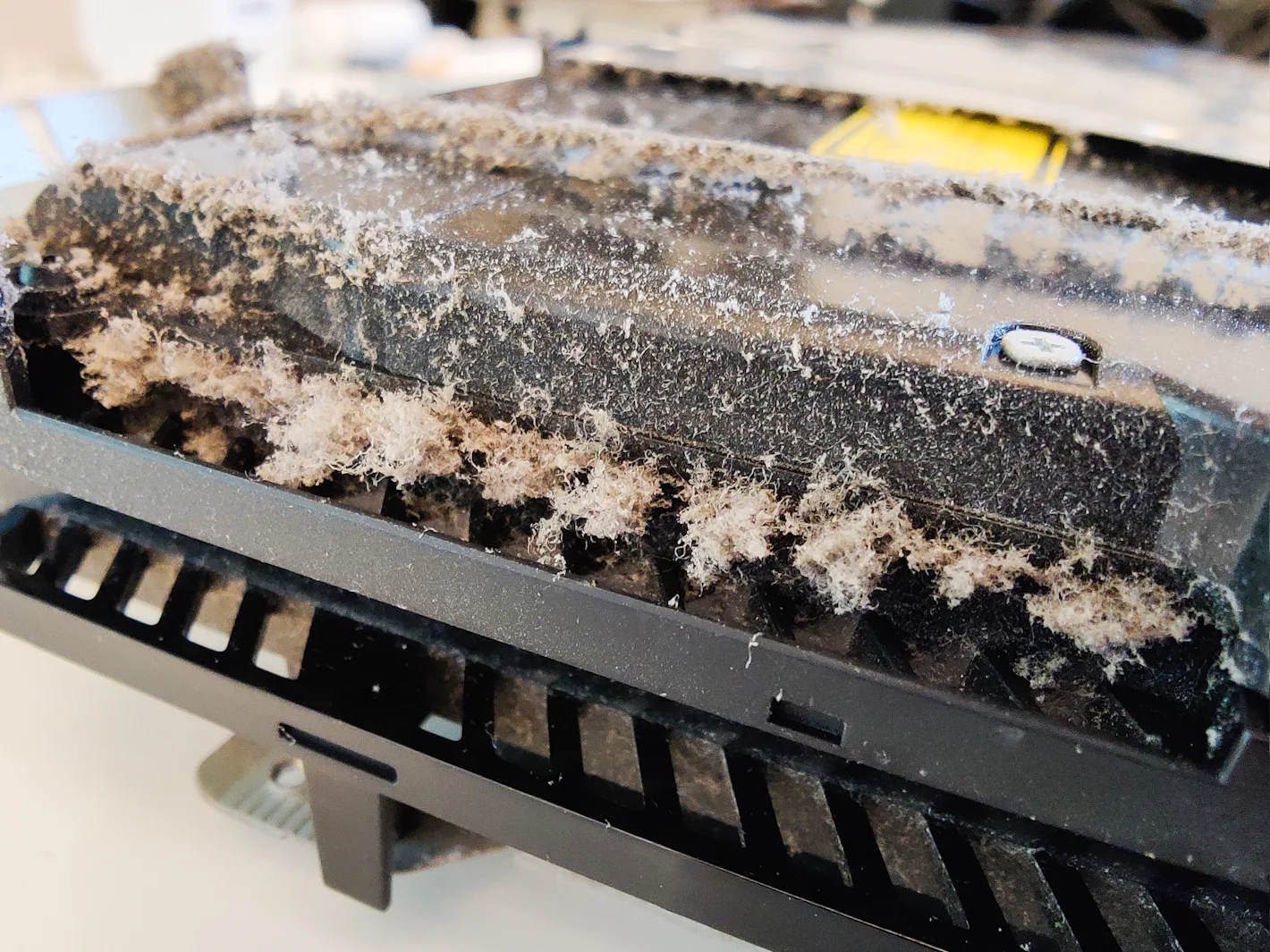 I used this $27 toolkit to open my PS4 and now it doesn't sound like a ...