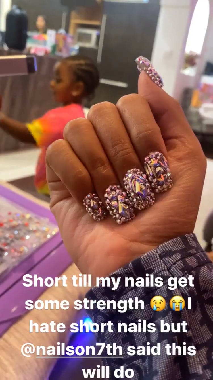 Cardi B S Shortest Nails Yet Are Still Completely Over The Top