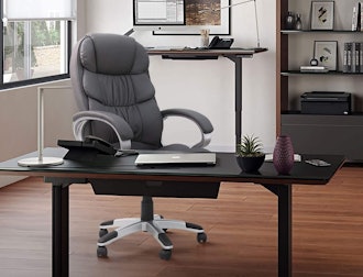 Furmax High-Back Padded Office Chair 