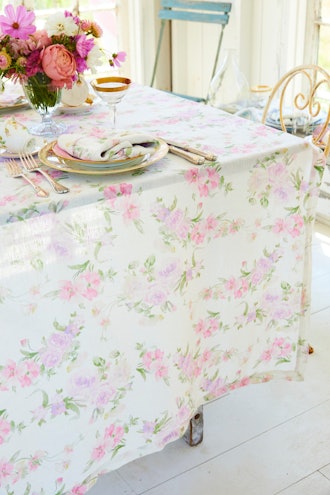 Happy Thoughts Linen Tablecloth