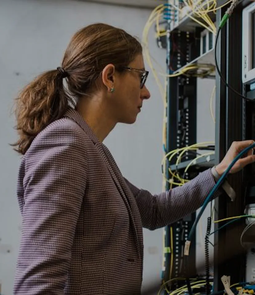 Dr. Lidia Galdino, lead author