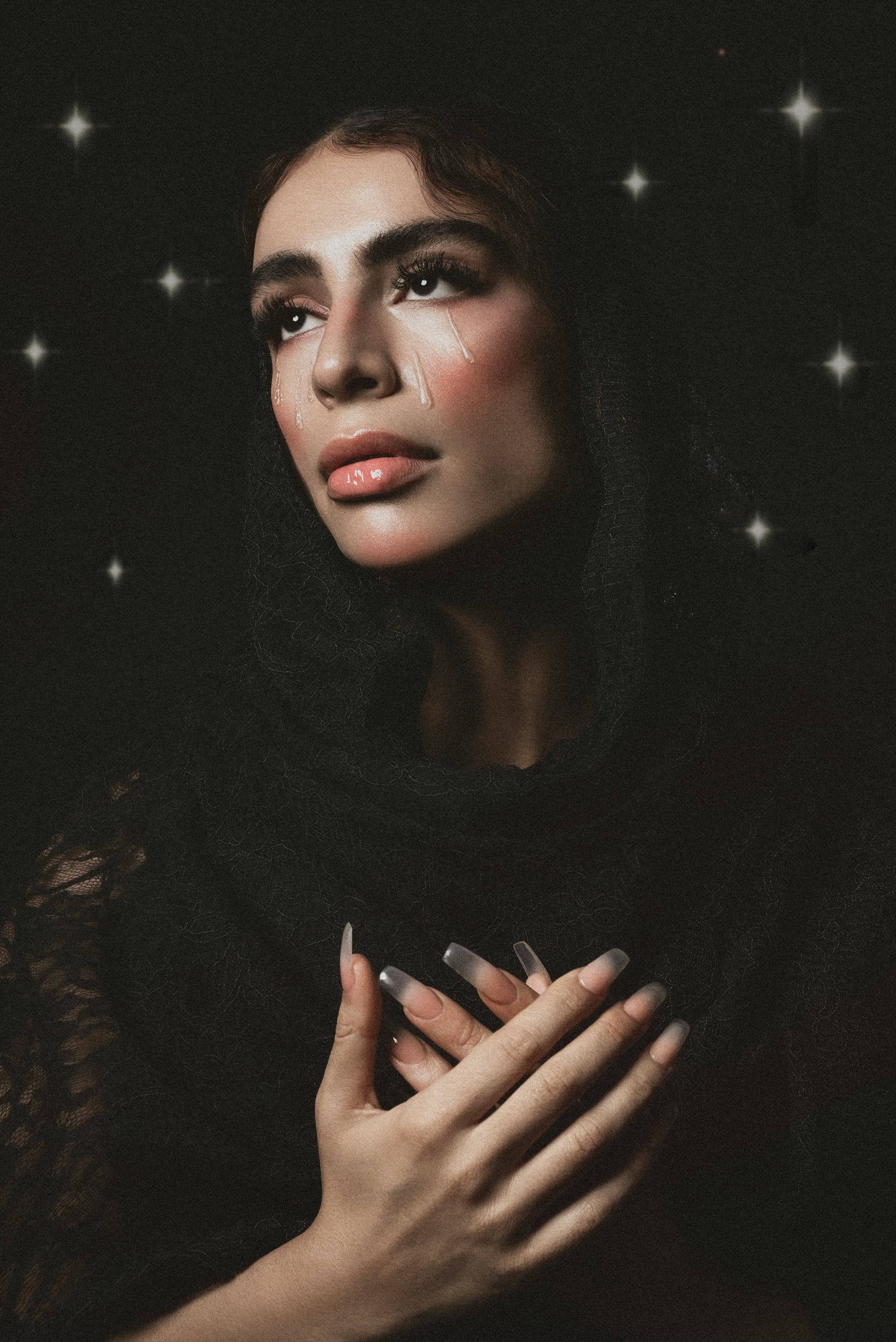 b0bb8d2d-2ab8-4a7e-800a-e69cb0cff641-sevdaliza_-lady-lamp_-credit-tre-koch.jpg