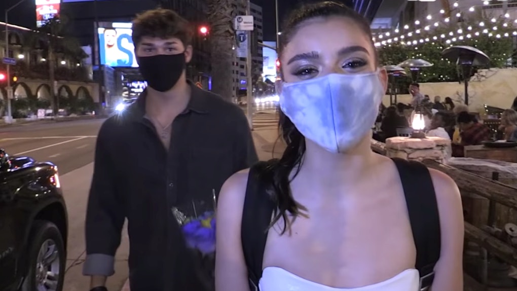 Are Dixie D Amelio Noah Beck Dating The Tiktok Stars Have Been Getting Flirty