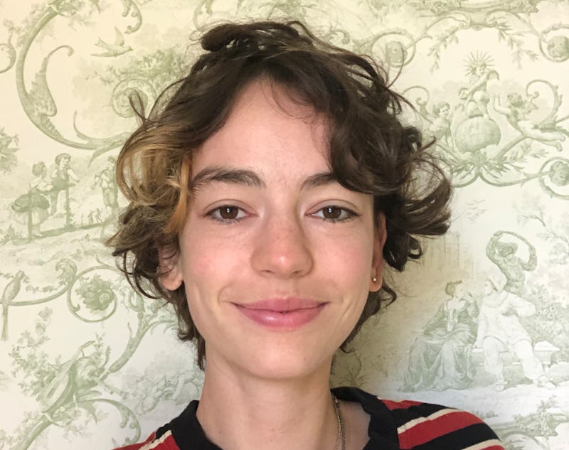 Bill Ted Star Brigette Lundy Paine Takes On The Bustle Booth