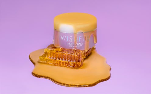 Wishful's new Honey Balm Jelly Moisturizer is centered around the many skin benefits of this superfo...