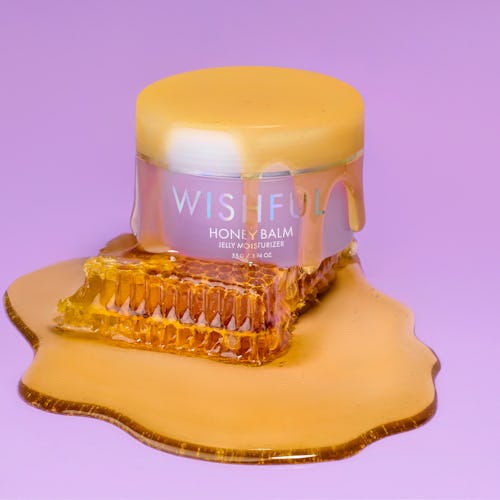 Wishful's new Honey Balm Jelly Moisturizer is centered around the many skin benefits of this superfo...