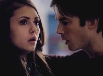 The Vampire Diaries - 3x19 - Elena kisses Damon HOT bed motel