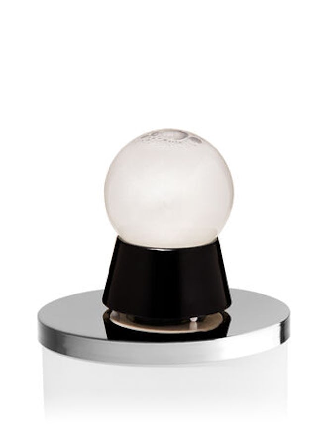 Crystal Ball Light-Up 3 Wick Candle Magnet