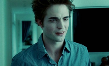'Twilight' fans made memes for 'Midnight Sun' all about Edward being emo.