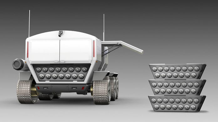 A Land Cruiser with a stack of hydrogen cells.