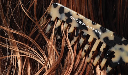 Crown Affair's The Renewal Mask applied to hair.