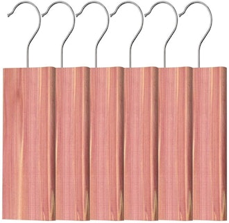 SpiffyJack Cedar Hanging Blocks (6-Pack)