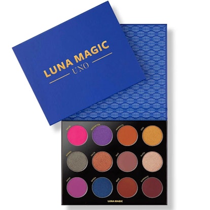 Luna Magic Eyeshadow Makeup Palette