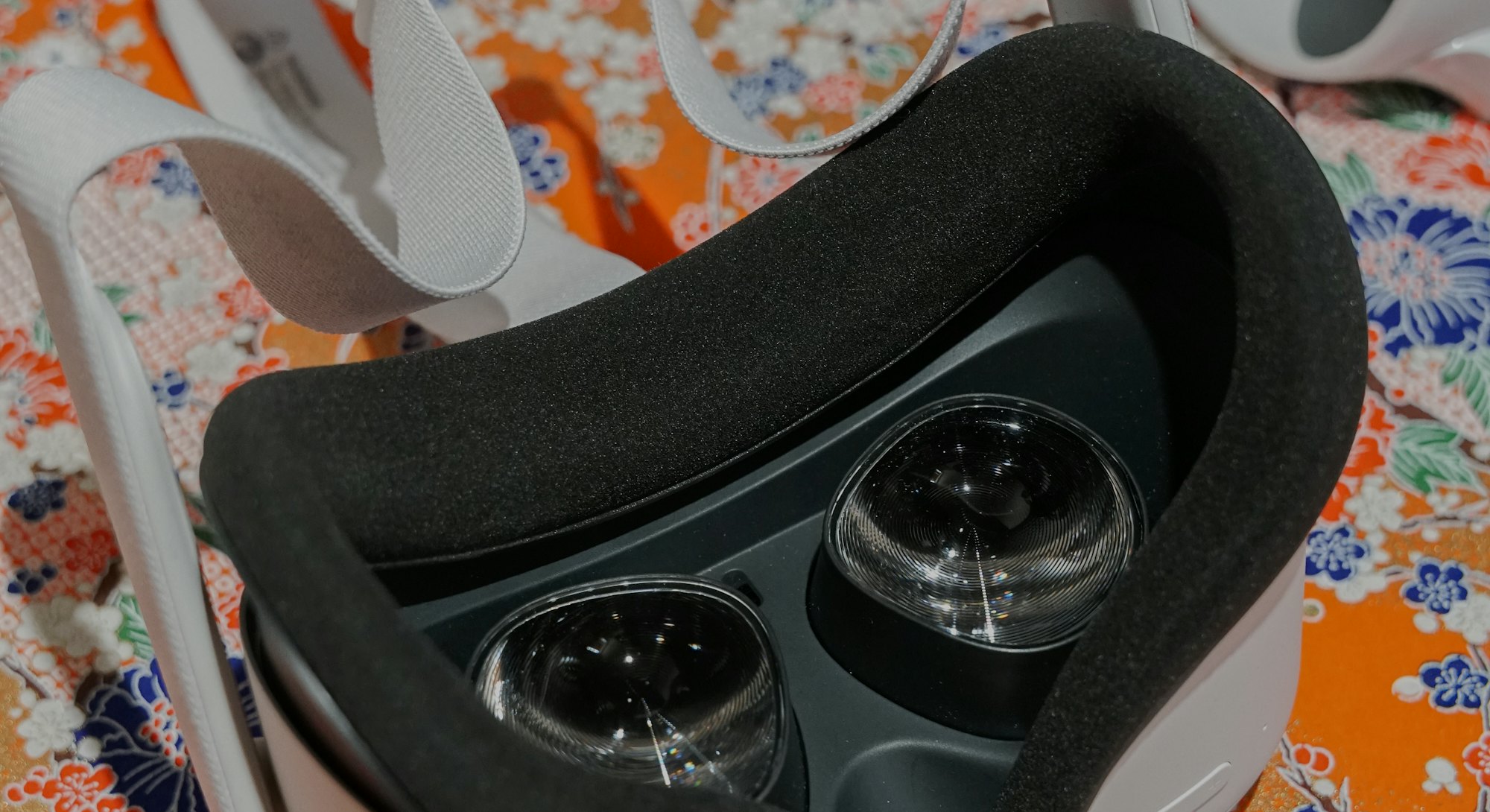 Oculus Quest 2 Review This Just Puts All Other Vr Headsets To Shame