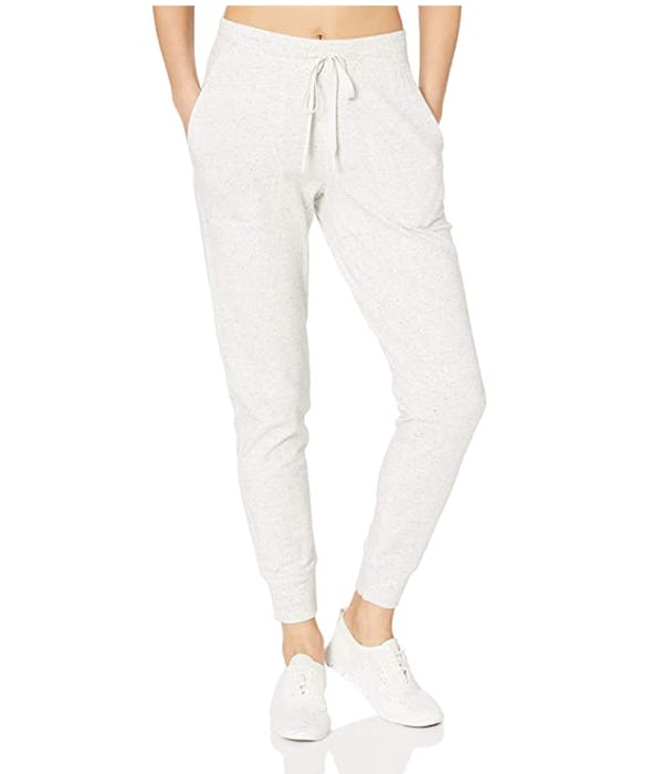 Amazon Essentials Women's Studio Terry Relaxed-Fit Jogger Pant