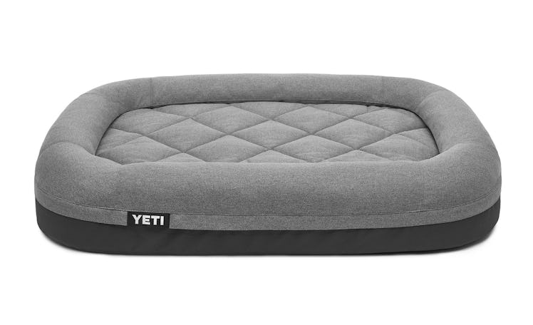 YETI Trailhead Dog Bed