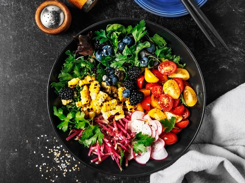 Bowl of fresh salad.