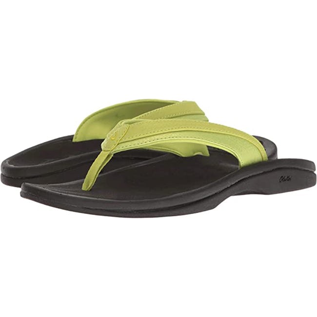 The 6 Best Flip Flops For Walking