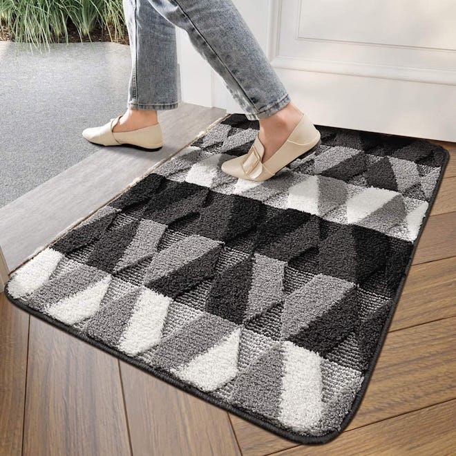 The 7 Best Entryway Rugs