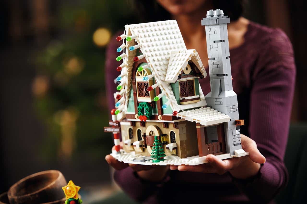 Elf clubhouse lego discount 2020