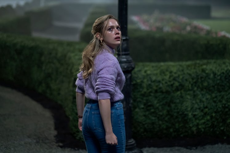 Victoria Pedretti in 'Haunting Of Bly Manor'