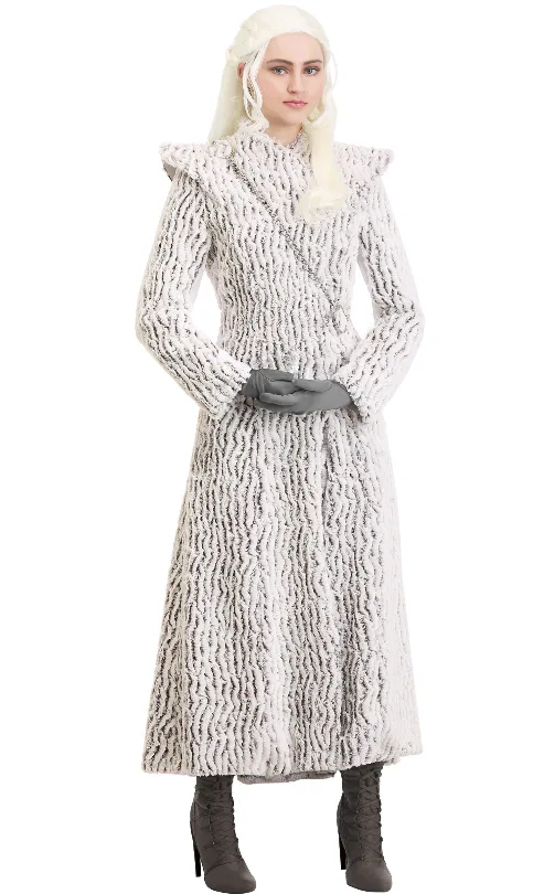 daenerys winter dress Daenerys white fur coat