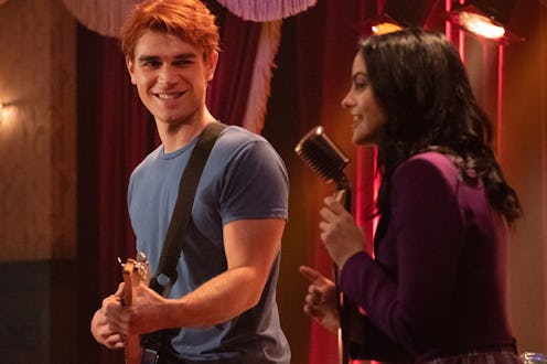 KJ Apa & Camila Mendes Reveal How Coronavirus Changed Riverdale Make Out Scenes